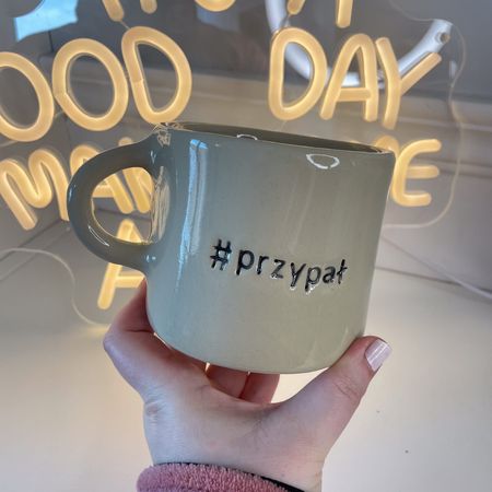 Kubek ceramiczny „#przypał” – beżowy handmade - 350 ml