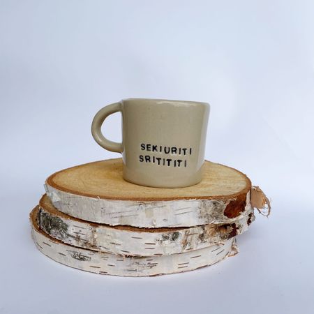 Kubek „SEKIURITI SRITITITI” – 200 ml