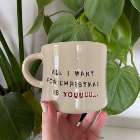 Kubek „ALL I WANT FOR CHRISTMAS IS YOUUUU...” – świąteczny kubek 350 ml